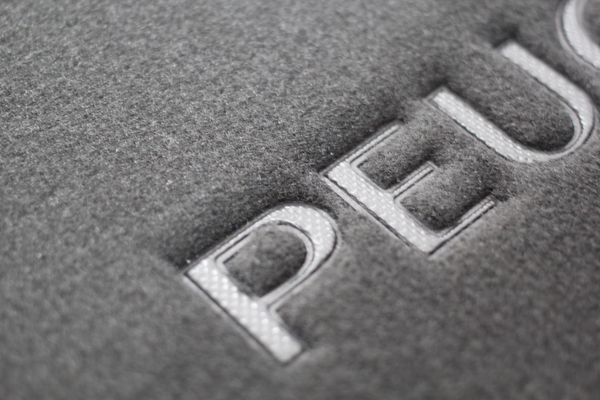 Двошарові килимки Sotra Custom Premium Black для Peugeot 208 (mkI) 2012-2019 - Фото 5