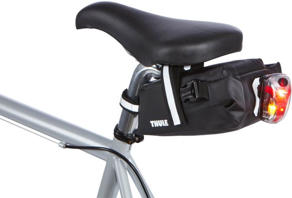 Велосипедна сумка под сидушку Thule Shield Seat Bag Small - Фото 4
