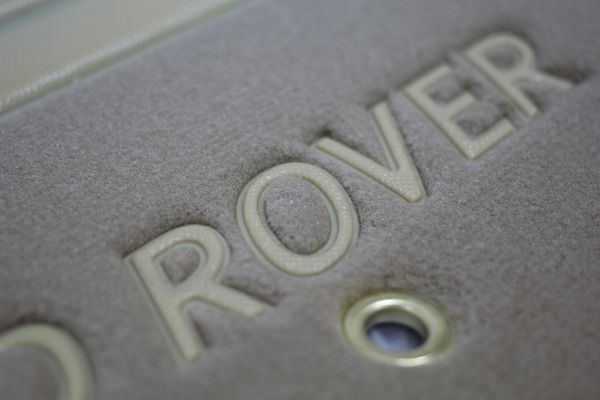 Двошарові килимки Sotra Custom Premium Beige для Land Rover Discovery (mkIII-mkIV) 2004-2016 - Фото 5